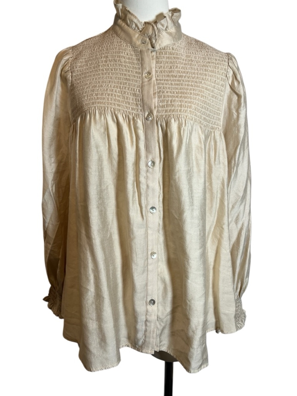 Tuckernuck Pomander Place Jaia Smocked Top In Champaign’s Size Large